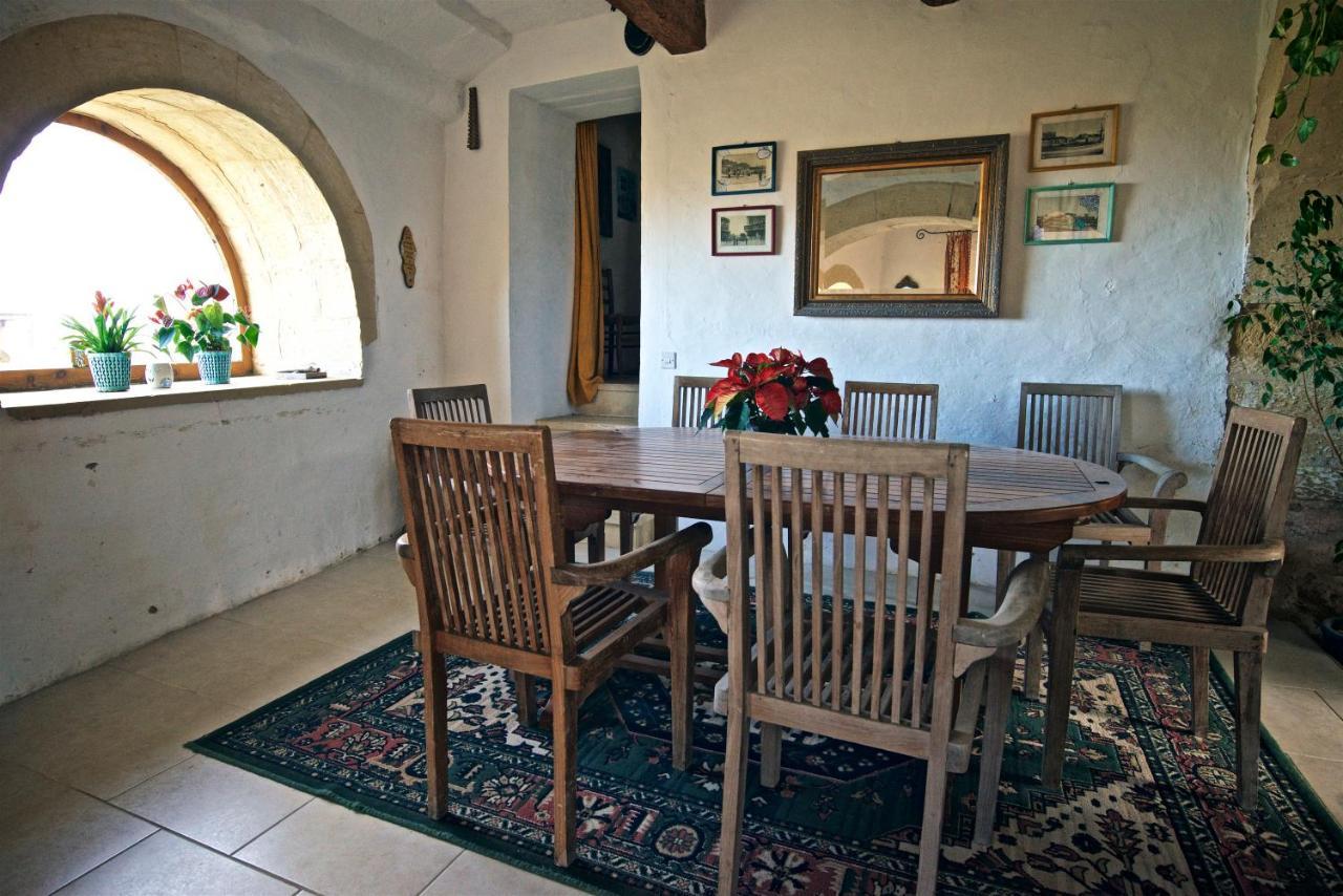 Dar Ix-Xemx Hotel Nadur Bagian luar foto