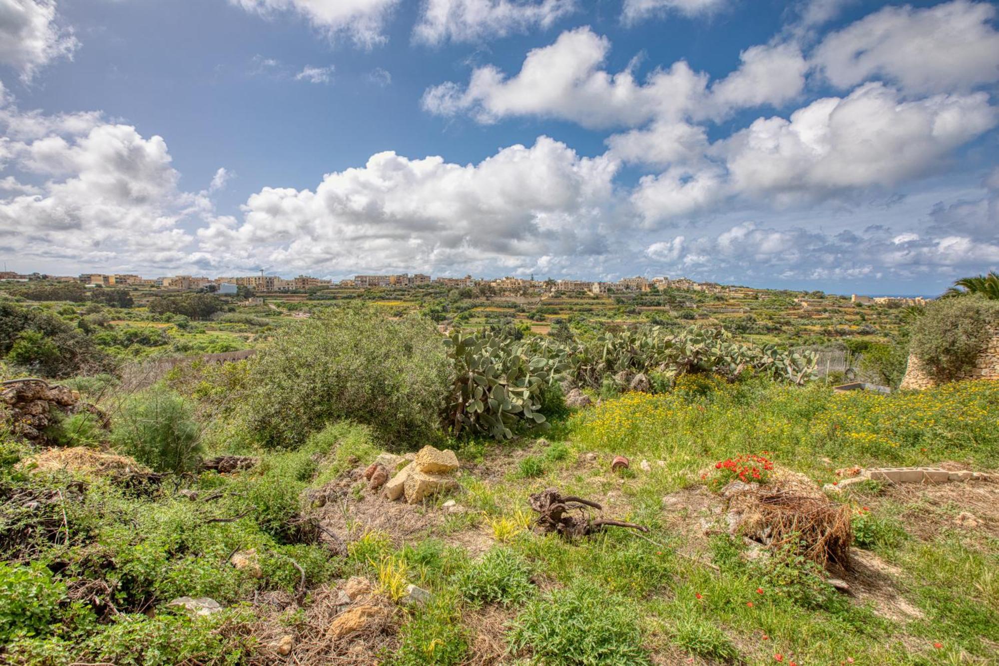 Dar Ix-Xemx Hotel Nadur Bagian luar foto