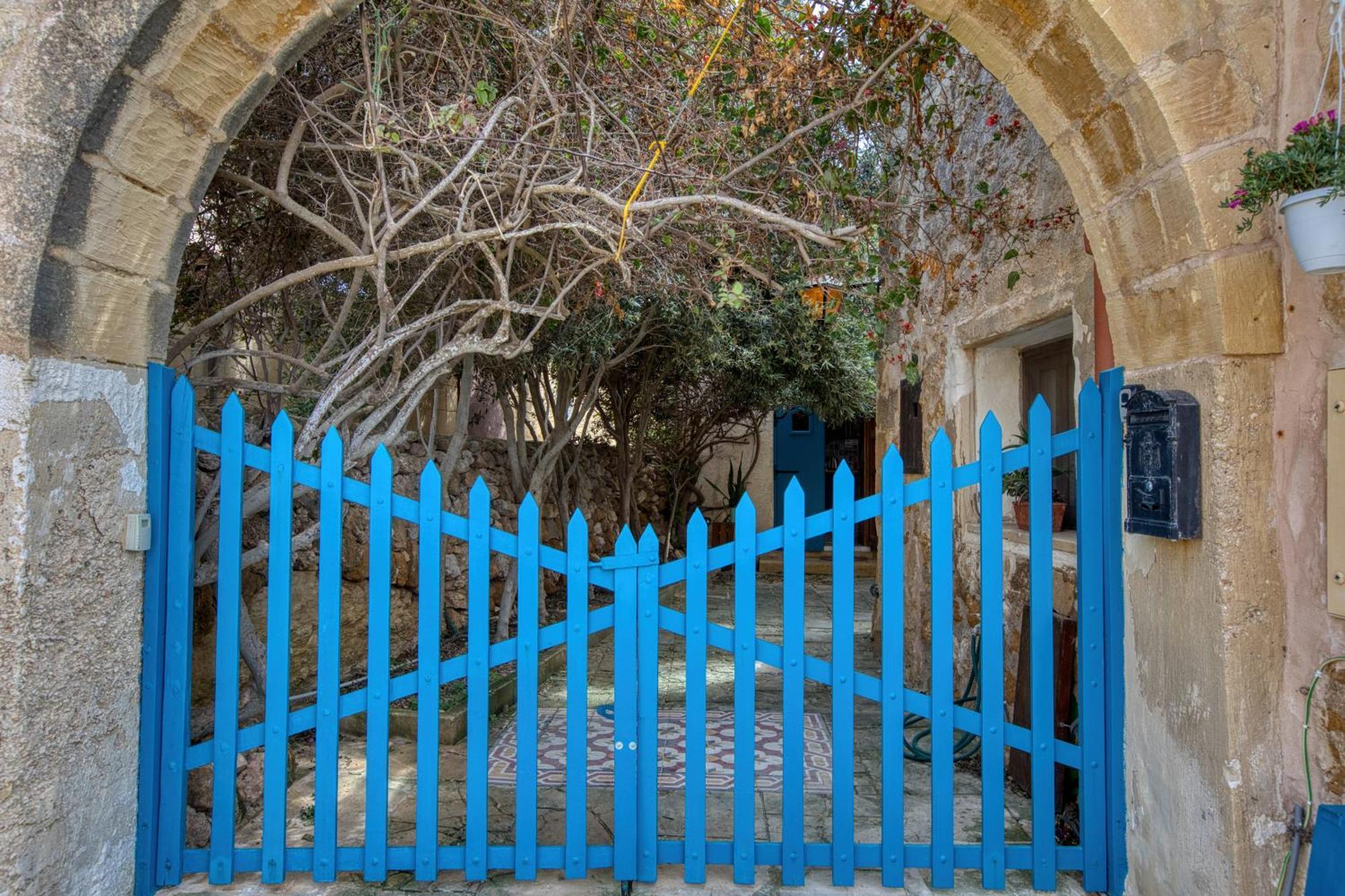 Dar Ix-Xemx Hotel Nadur Bagian luar foto