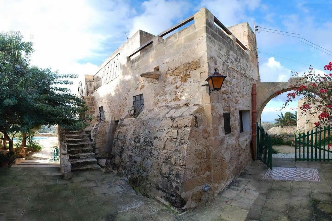 Dar Ix-Xemx Hotel Nadur Bagian luar foto