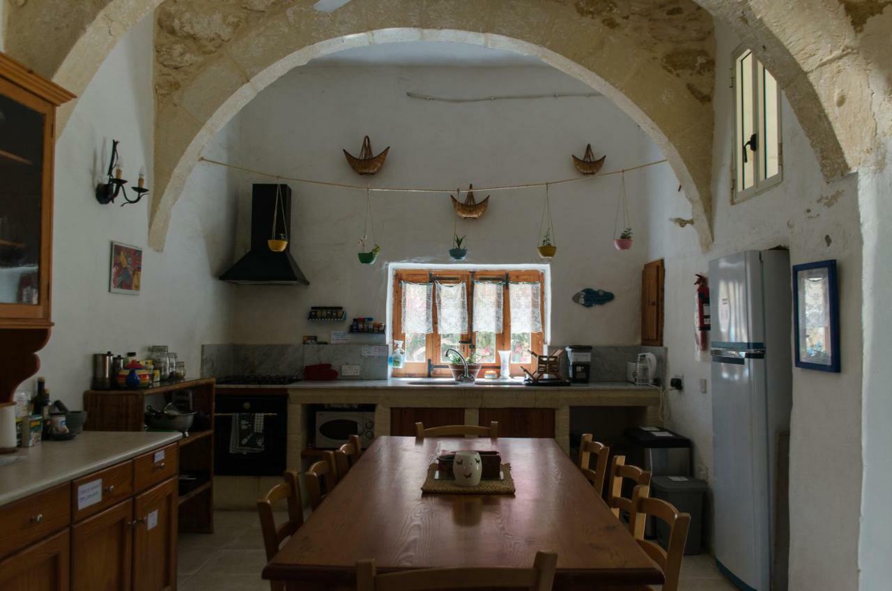Dar Ix-Xemx Hotel Nadur Bagian luar foto